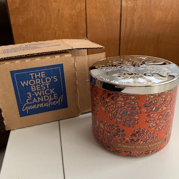 Bath & Body Works Other - NWT Bath & Body Works 3-Wick Candle Pumpkin Pecan Waffles